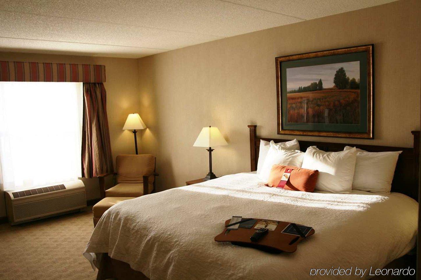 Hampton Inn Bloomsburg Δωμάτιο φωτογραφία